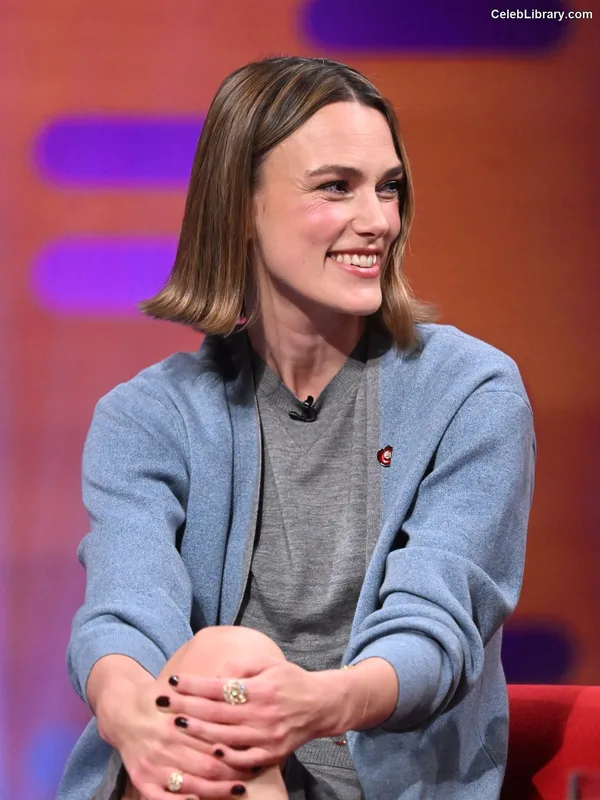 Keira Knightley photo 3 of 490