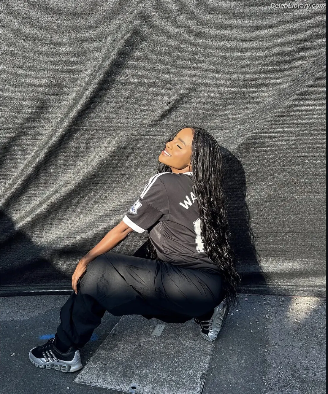 Keisha Buchanan photo 2 of 90