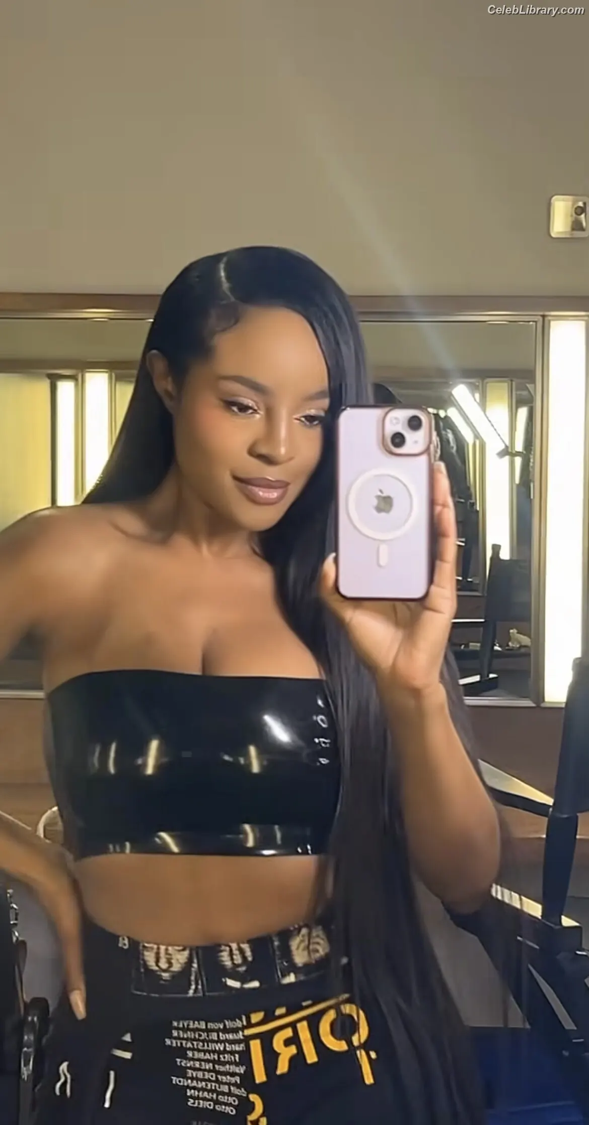 Keisha Buchanan photo 7 of 90