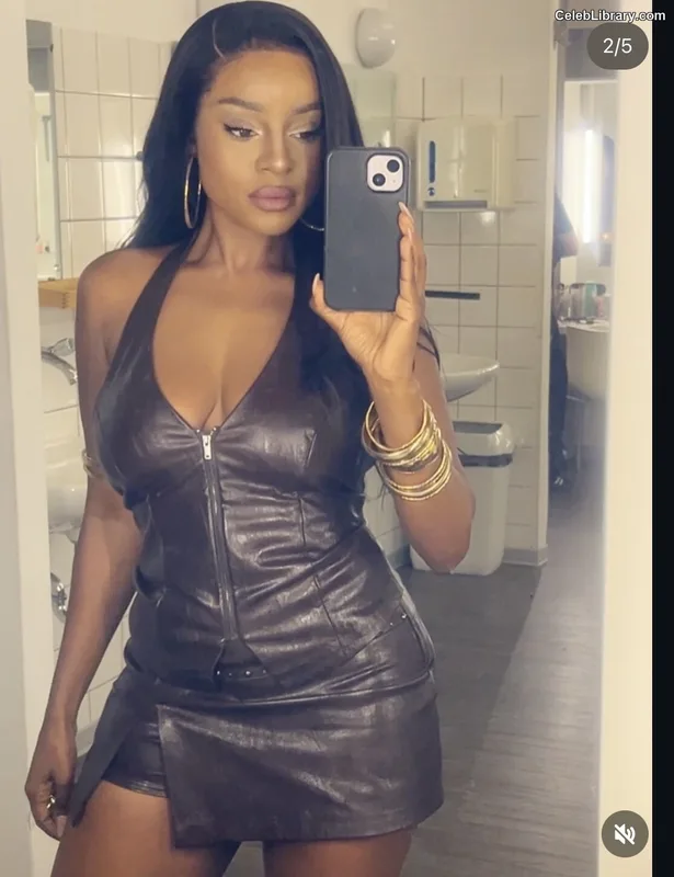 Keisha Buchanan photo 19 of 91