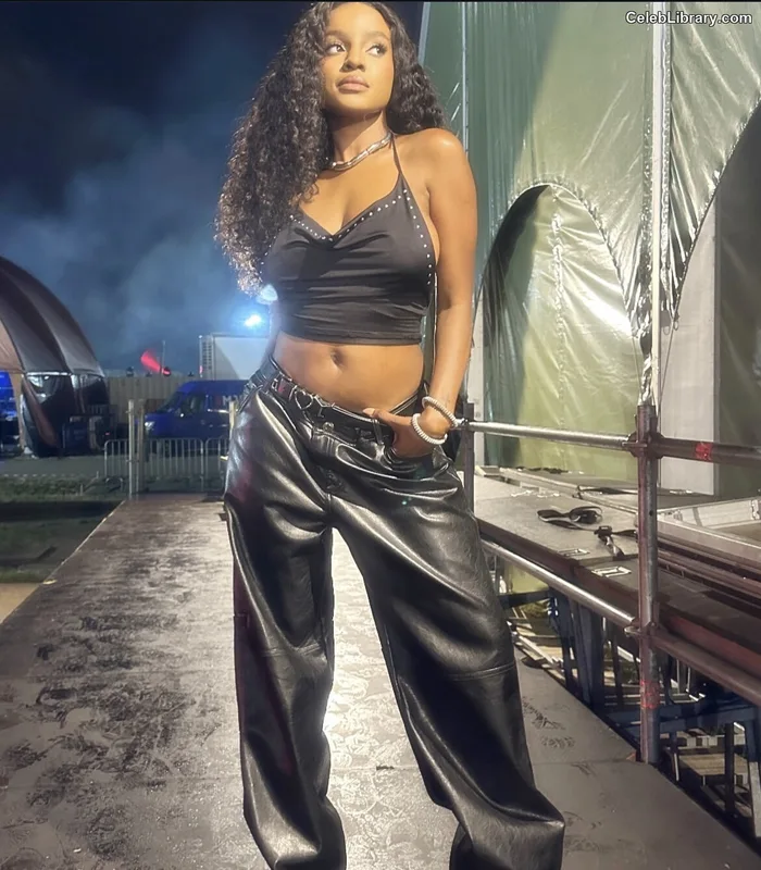 Keisha Buchanan photo 21 of 91