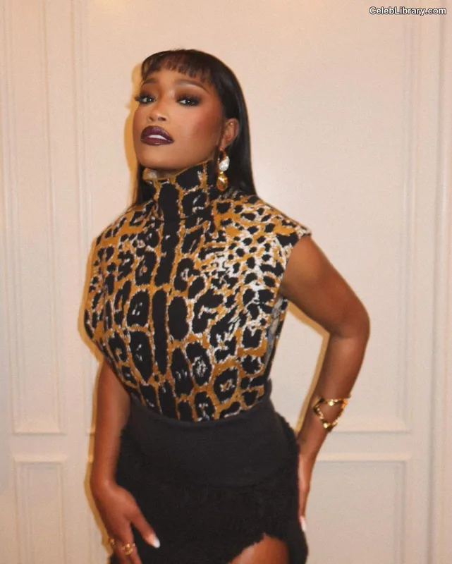 Keke Palmer photo 1 of 735