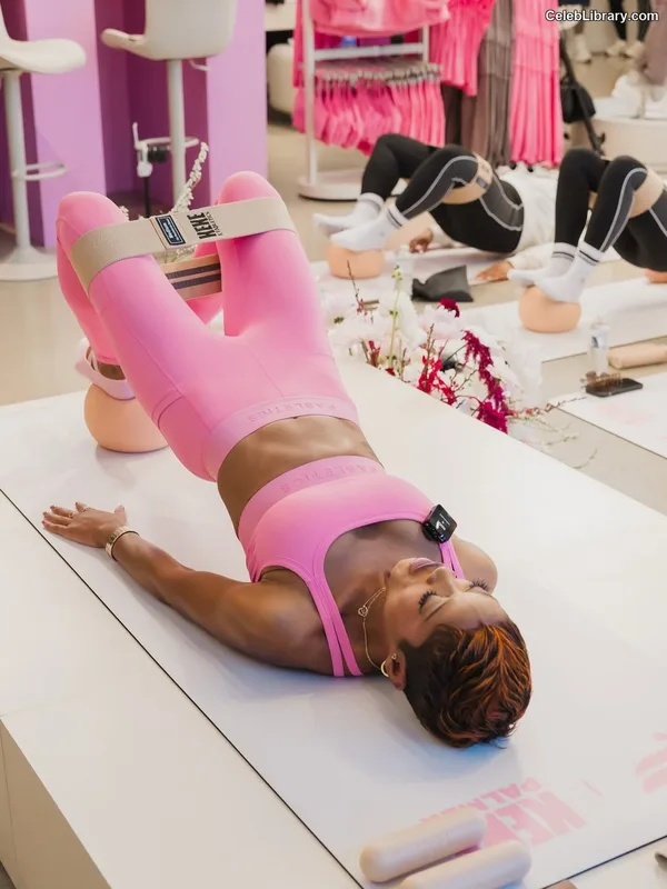 Keke Palmer photo 5 of 735