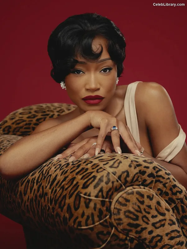 Keke Palmer photo 1 of 735