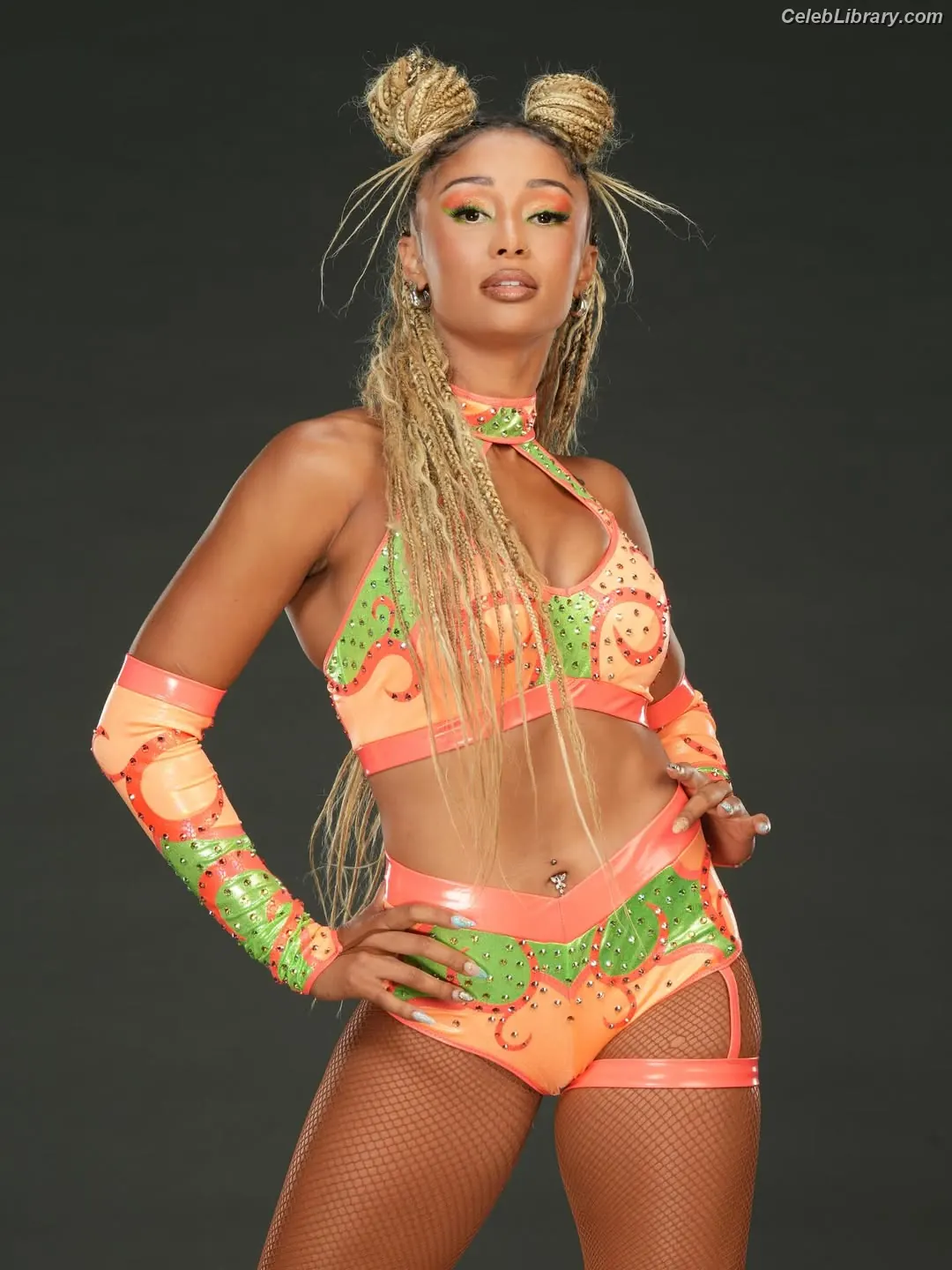 Kelani Jordan photo 12 of 292