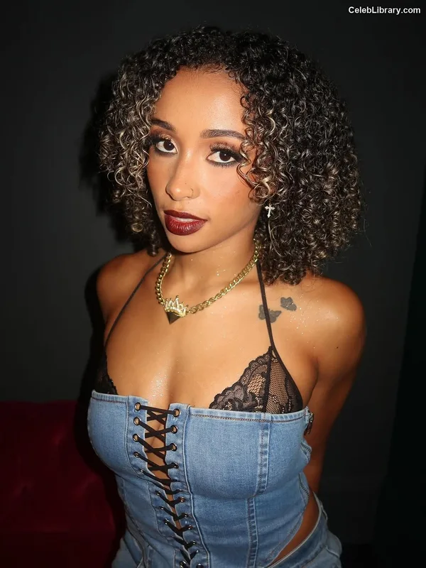 Kelani Jordan photo 3 of 293