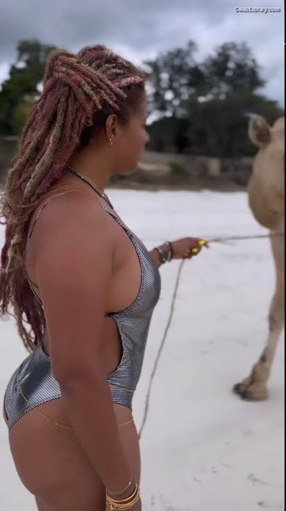 Kelis Rogers photo 1 of 1