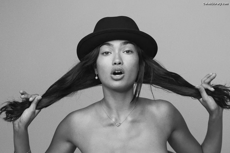 Kelly Gale photo 12 of 282