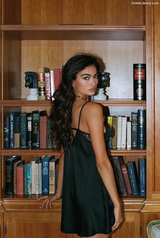 Kelly Gale photo 23 of 282