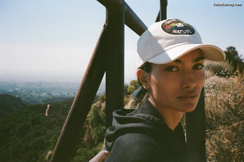 Kelly Gale photo 9 of 282