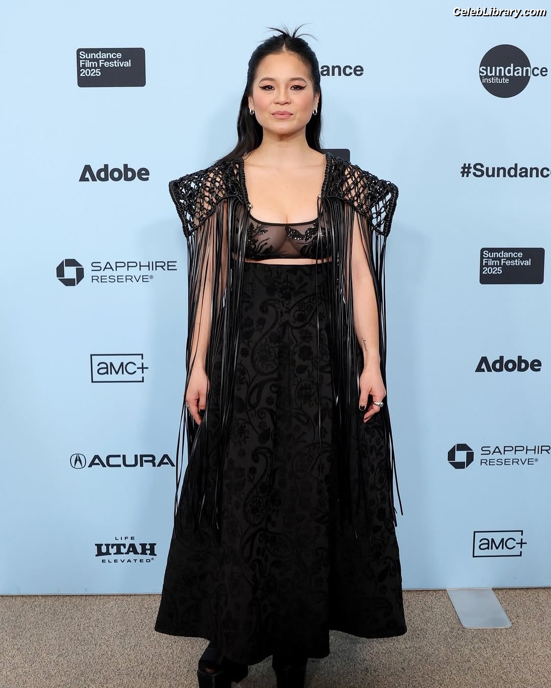 Kelly Marie Tran photo 10 of 21