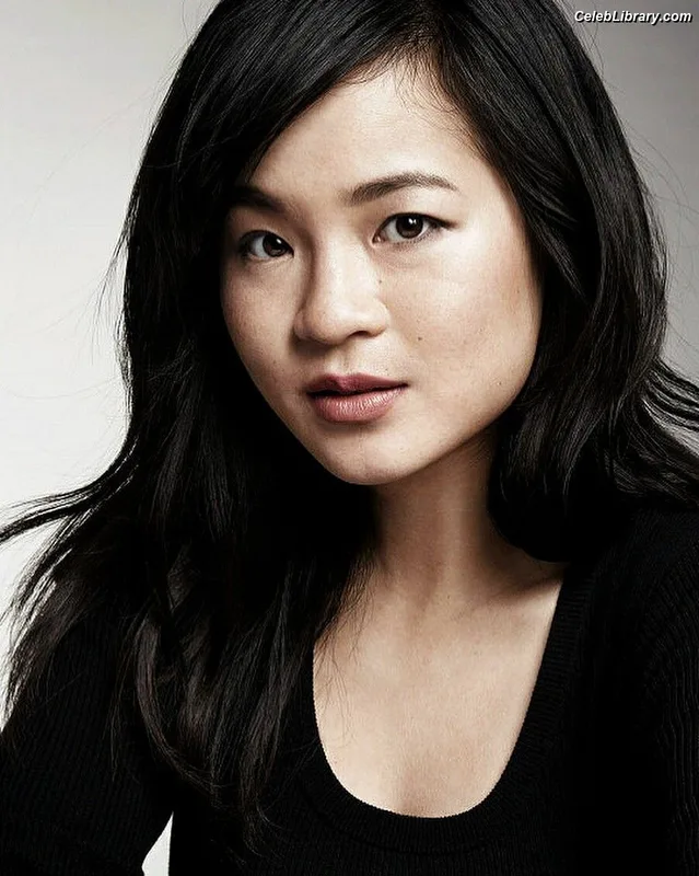 Kelly Marie Tran photo 4 of 21