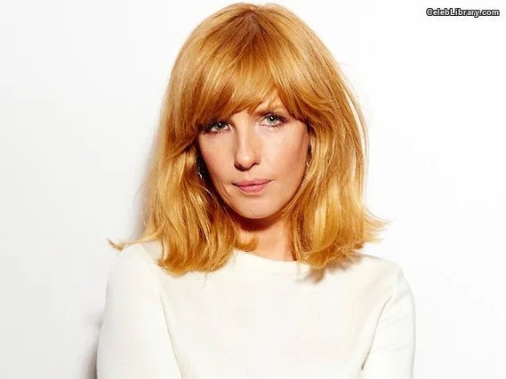 Kelly Reilly photo 20 of 45