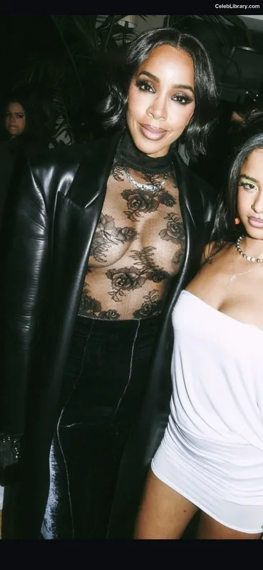Kelly Rowland photo 1 of 29