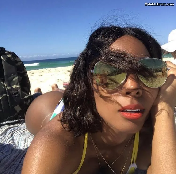 Kelly Rowland photo 2 of 29