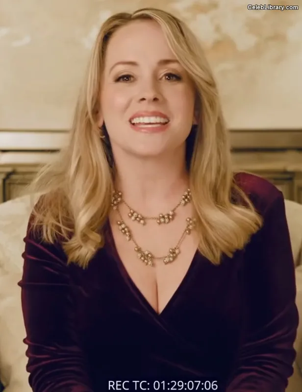 Kelly Stables photo 24 of 39