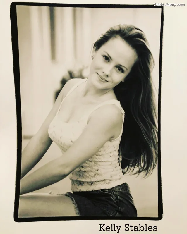 Kelly Stables photo 8 of 39