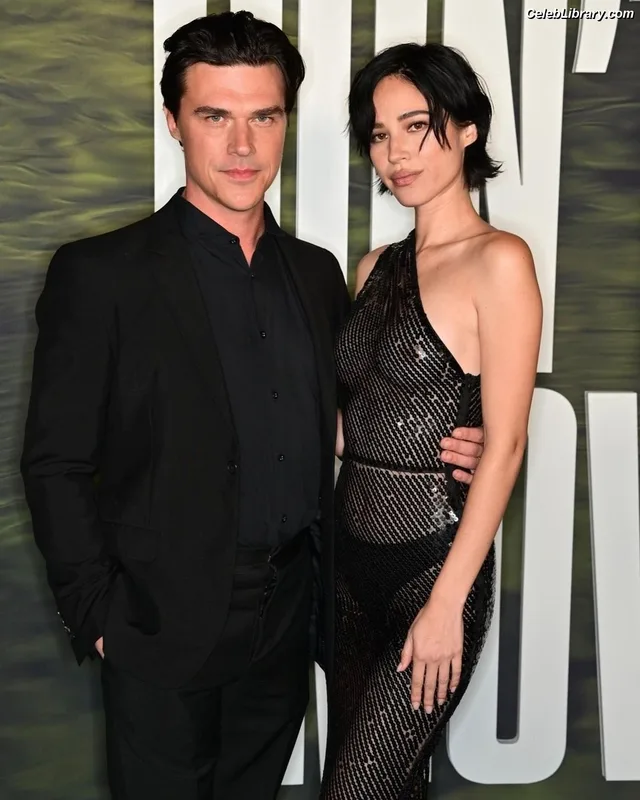 Kelsey Asbille photo 10 of 113