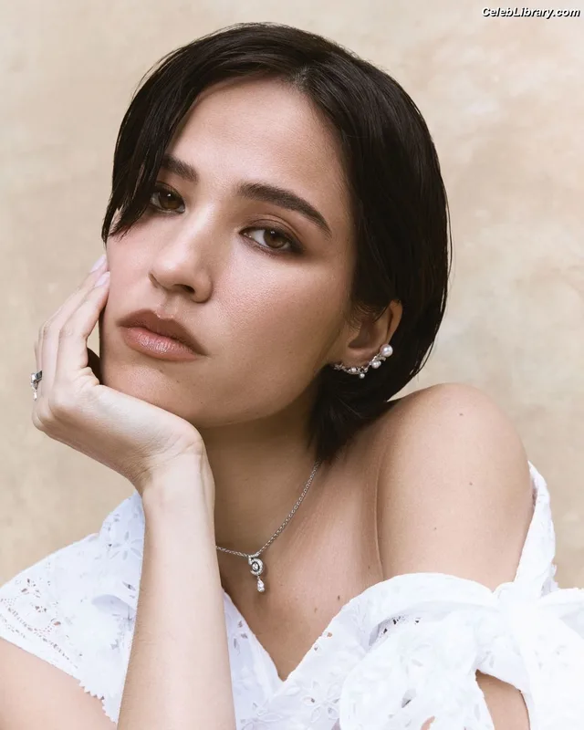Kelsey Asbille photo 24 of 113