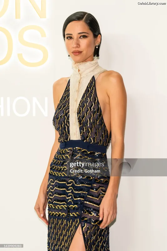 Kelsey Asbille photo 12 of 113
