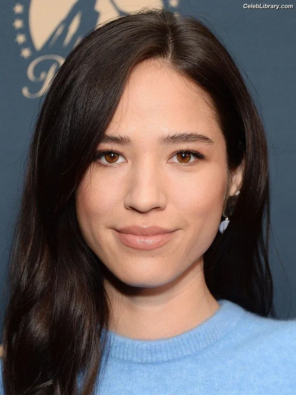 Kelsey Asbille photo 1 of 113