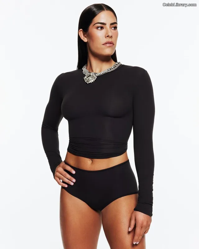 Kelsey Plum photo 23 of 48