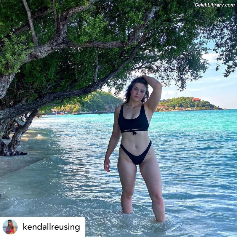Kendall Reusing photo 14 of 209