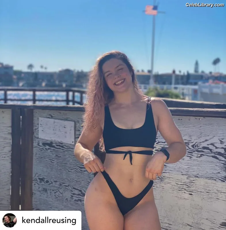 Kendall Reusing photo 20 of 209