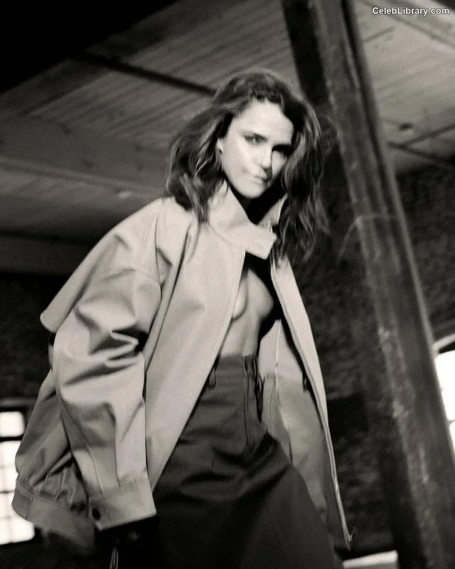 Keri Russell photo 6 of 203