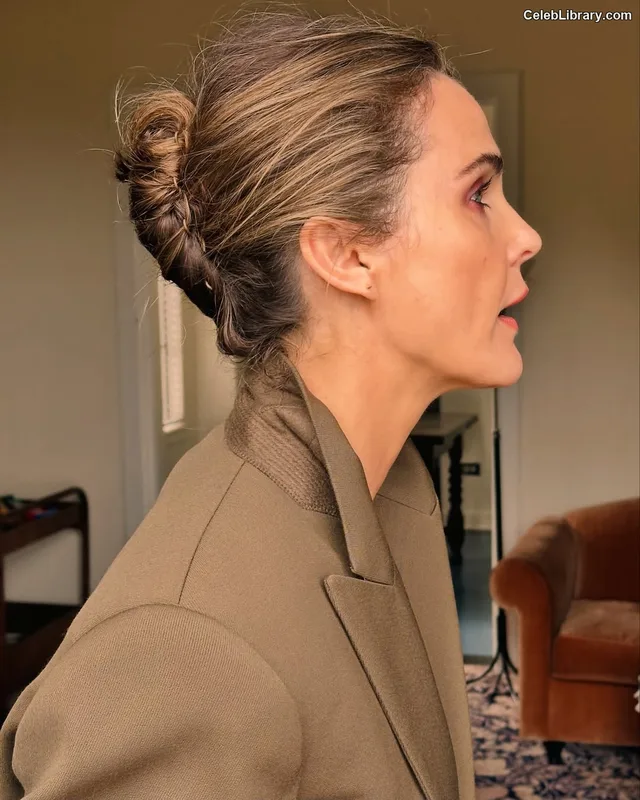 Keri Russell photo 15 of 203