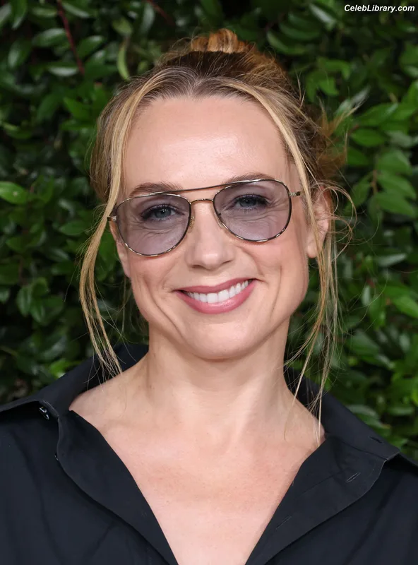 Kerry Condon photo 19 of 49