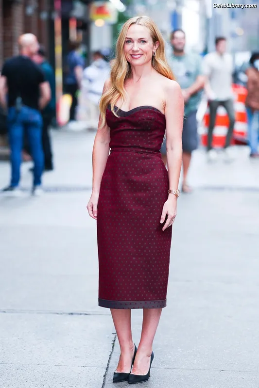 Kerry Condon photo 6 of 49