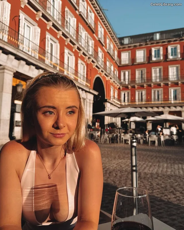 Kerry Ingram photo 7 of 35