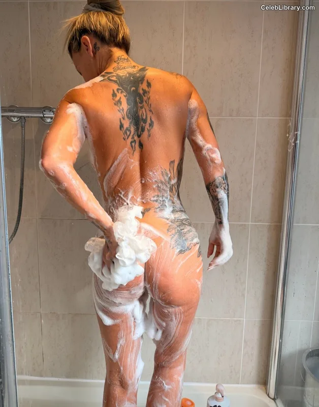 Kerry Katona photo 16 of 236