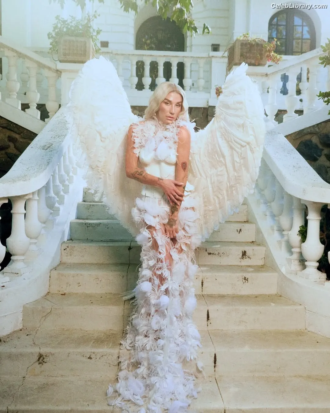 Kesha photo 3 of 576