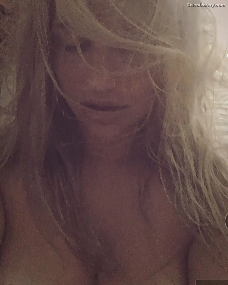 Kesha photo 14 of 576