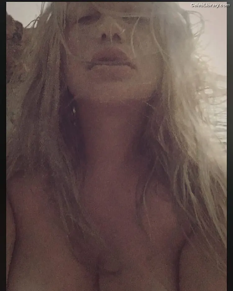 Kesha photo 16 of 576