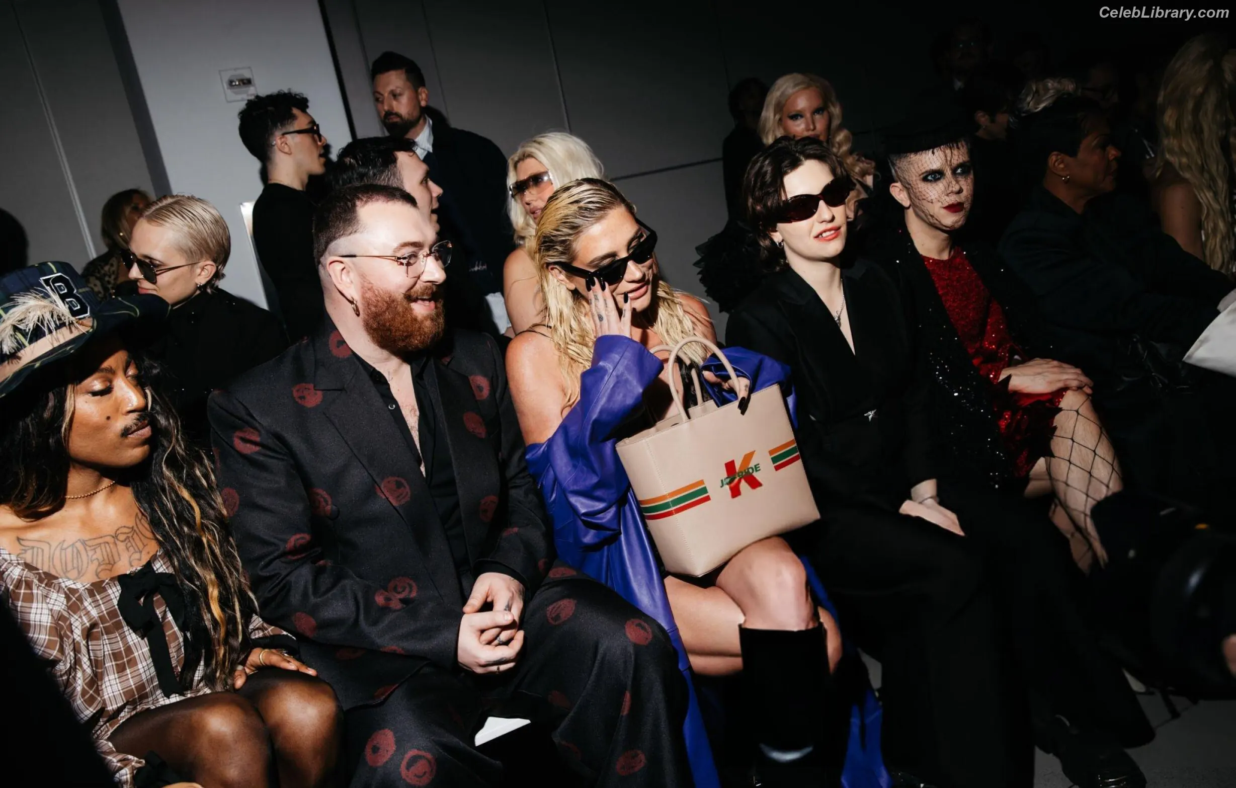 Kesha photo 1 of 576