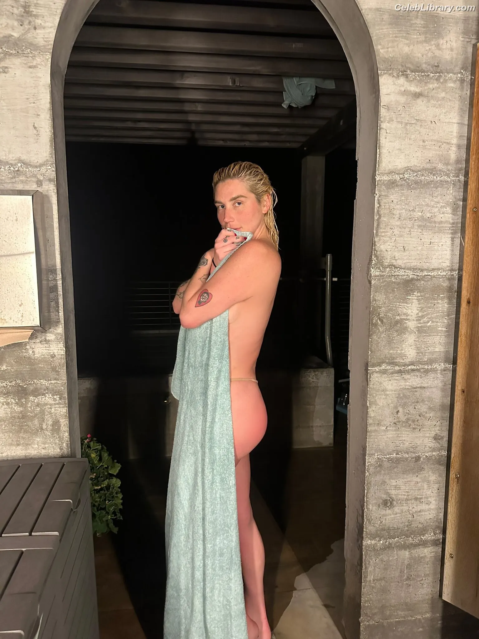 Kesha photo 18 of 576