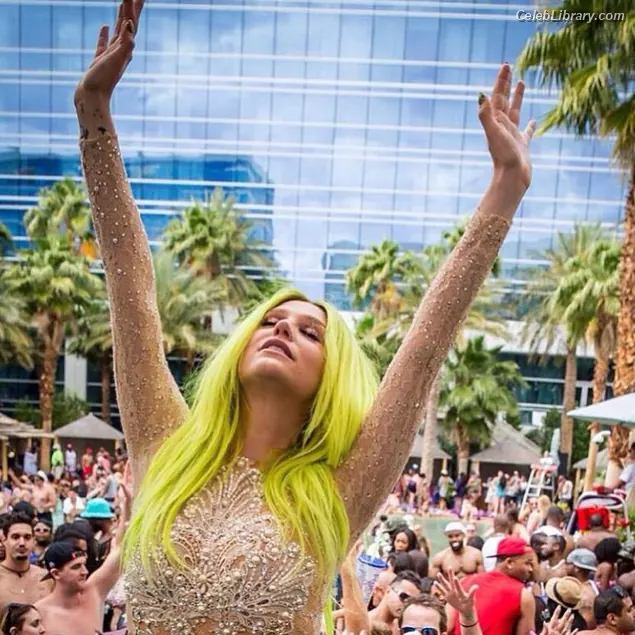 Kesha photo 14 of 576