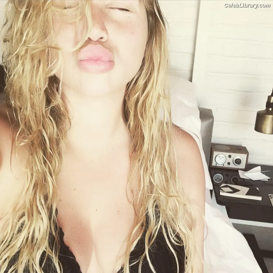 Kesha photo 24 of 576