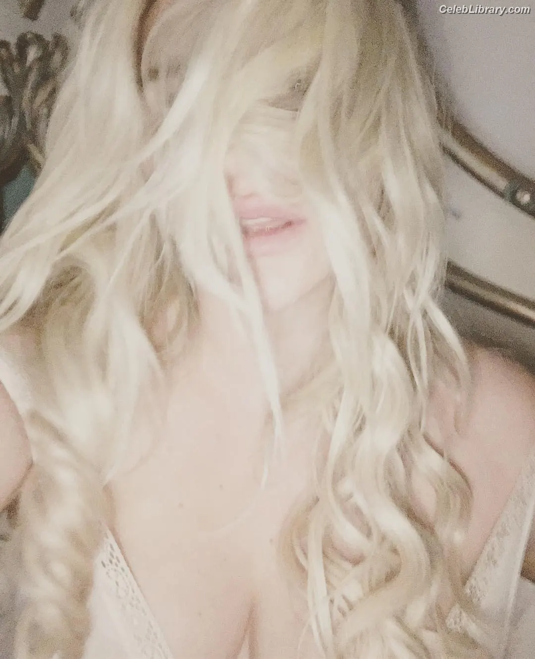 Kesha photo 10 of 576