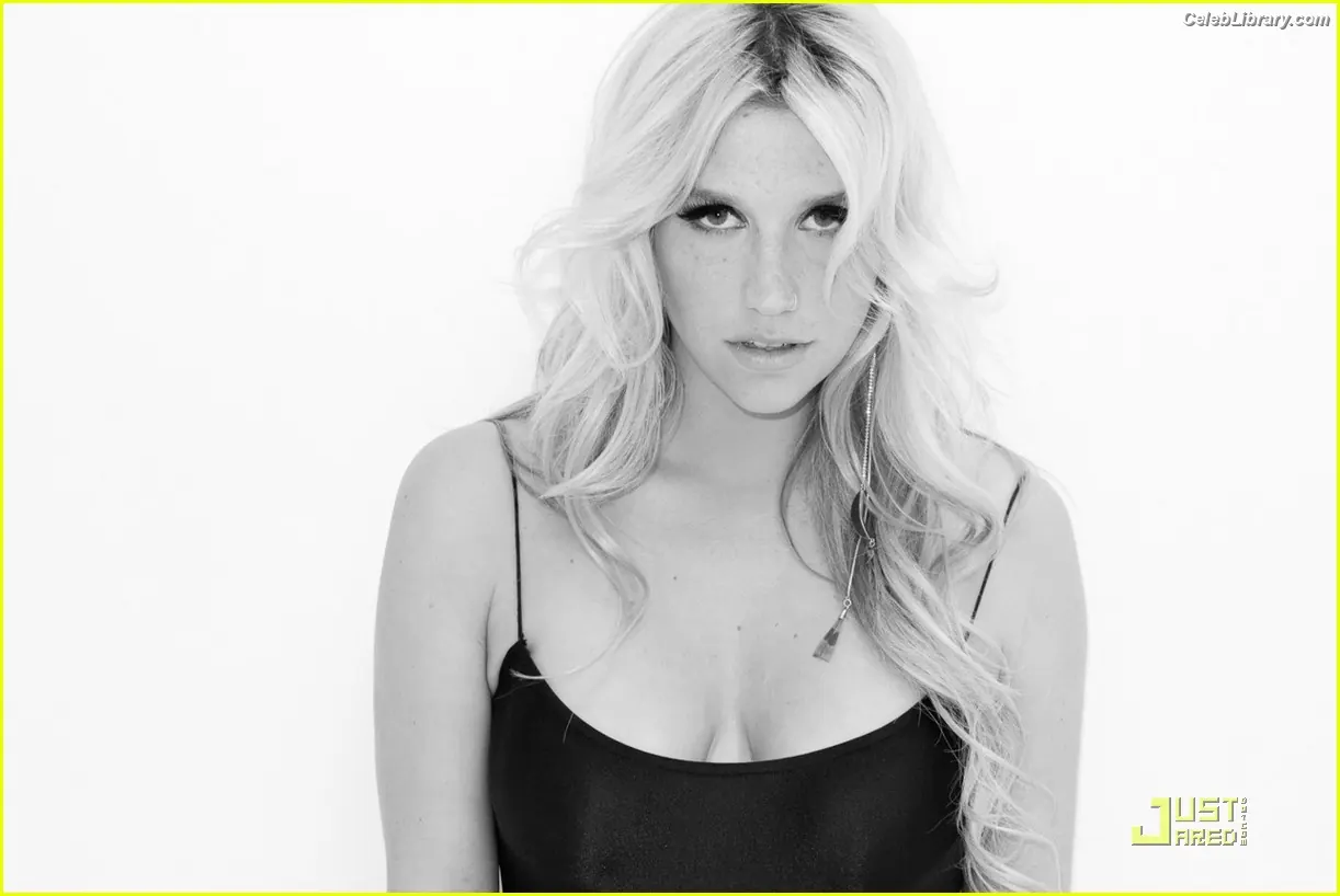 Kesha photo 16 of 576