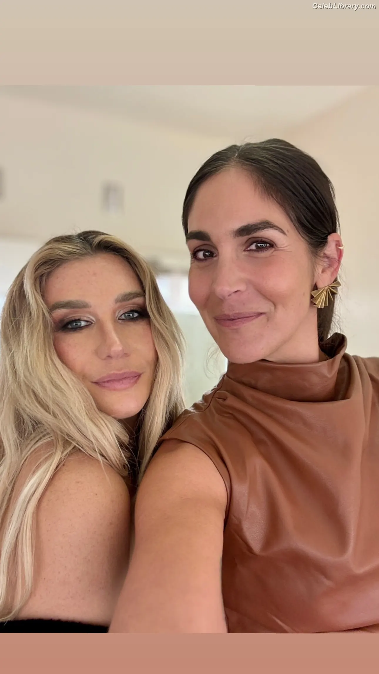Kesha photo 17 of 576