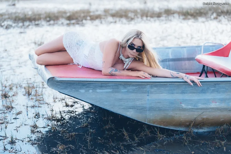Kesha photo 4 of 577