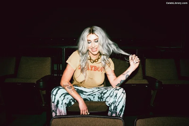 Kesha photo 2 of 577