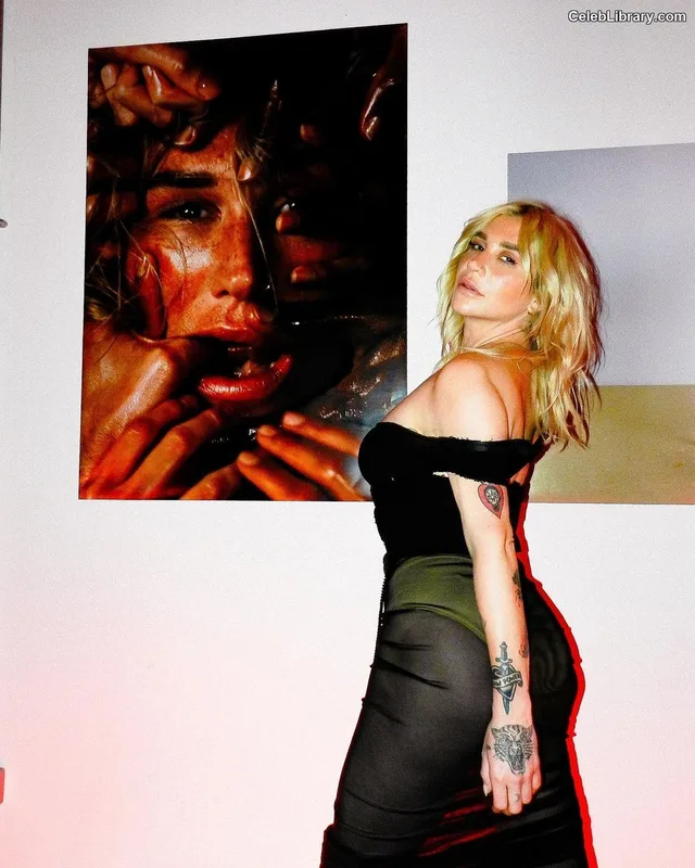 Kesha photo 21 of 577