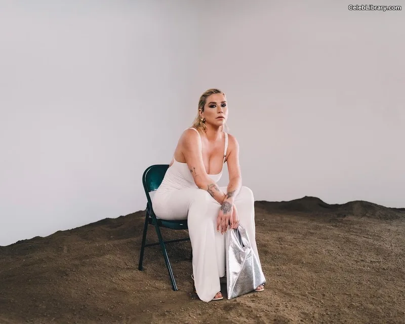 Kesha photo 24 of 577
