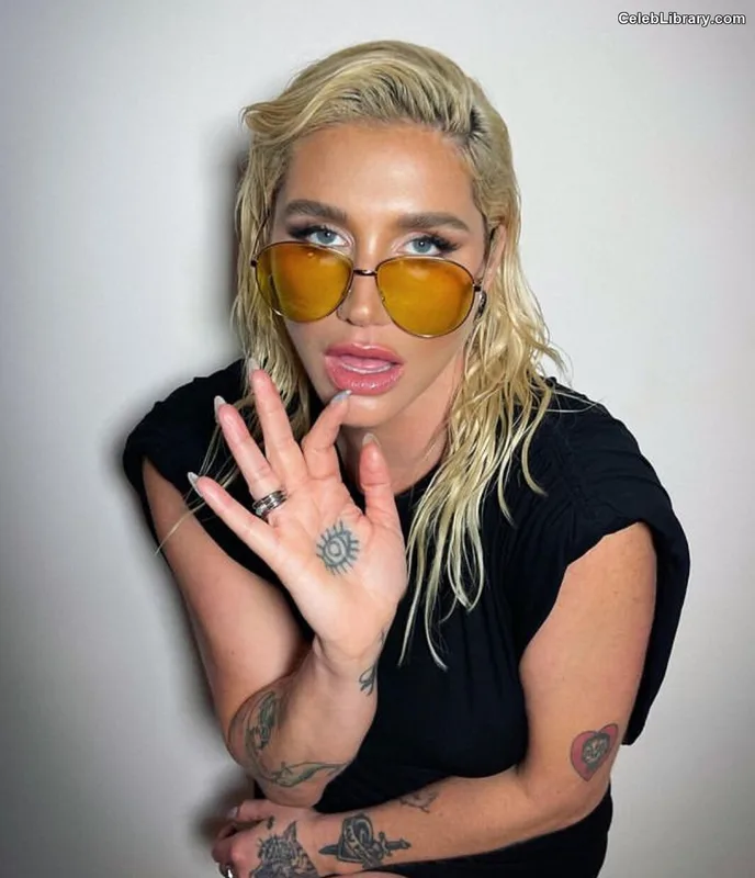 Kesha photo 6 of 577