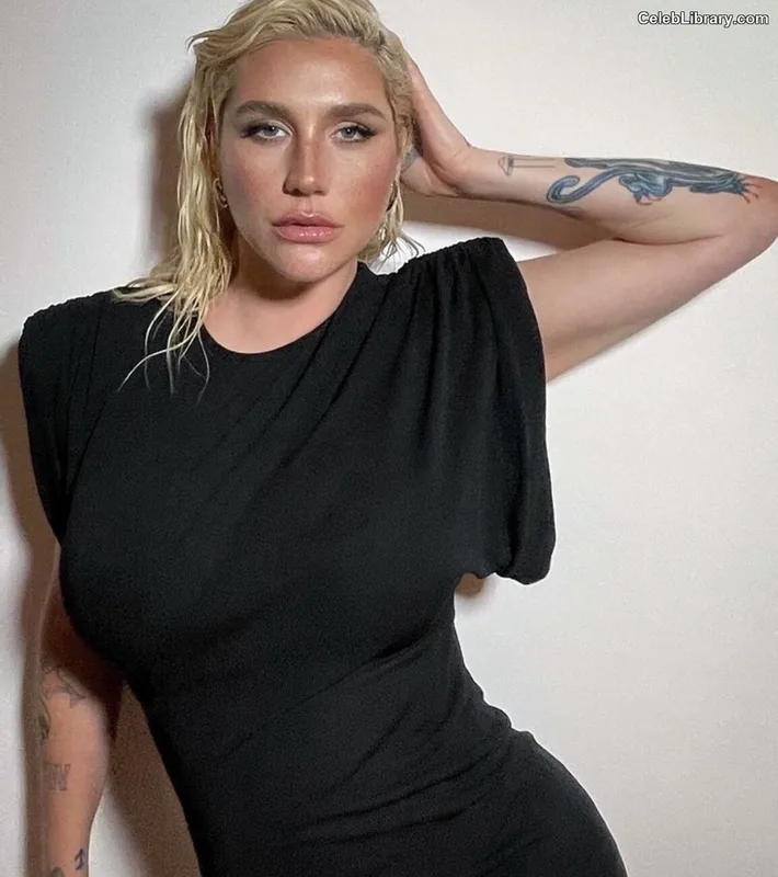 Kesha photo 8 of 577